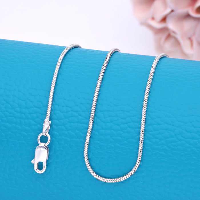 Sterling Silver Snake Serpentine Chain (Silver Colour)