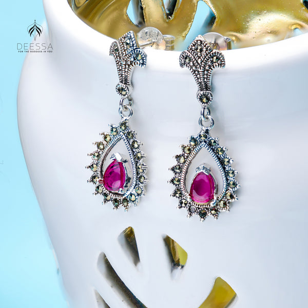 Shiny Pear cut Shape oxidised Drop Earring