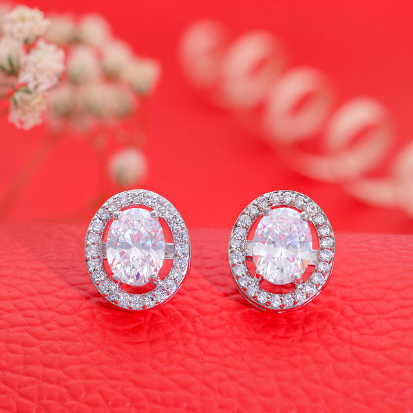 Shiny Classic Round Shape Silver Stud Earring